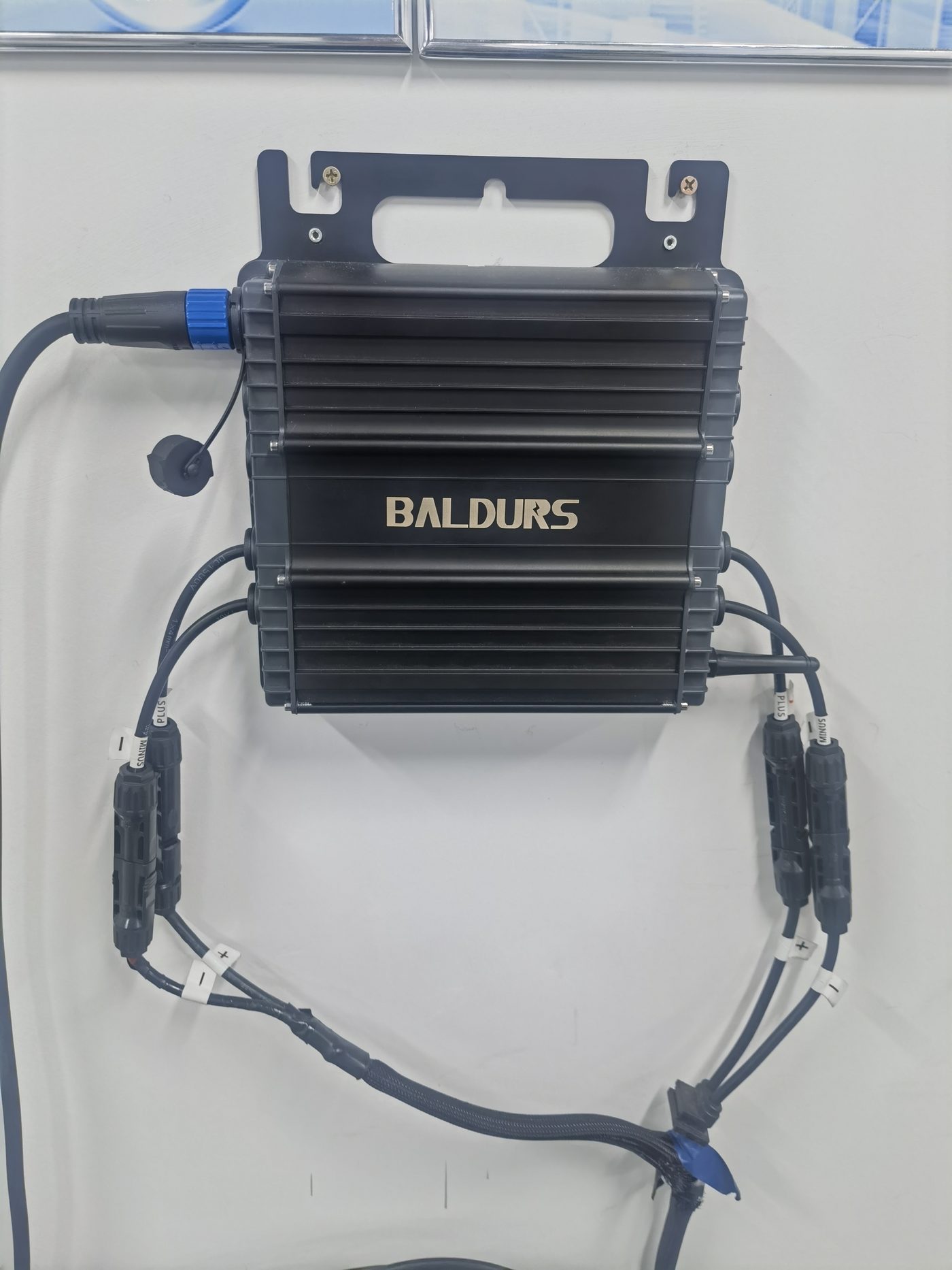 800W balcony solar micro-inverter